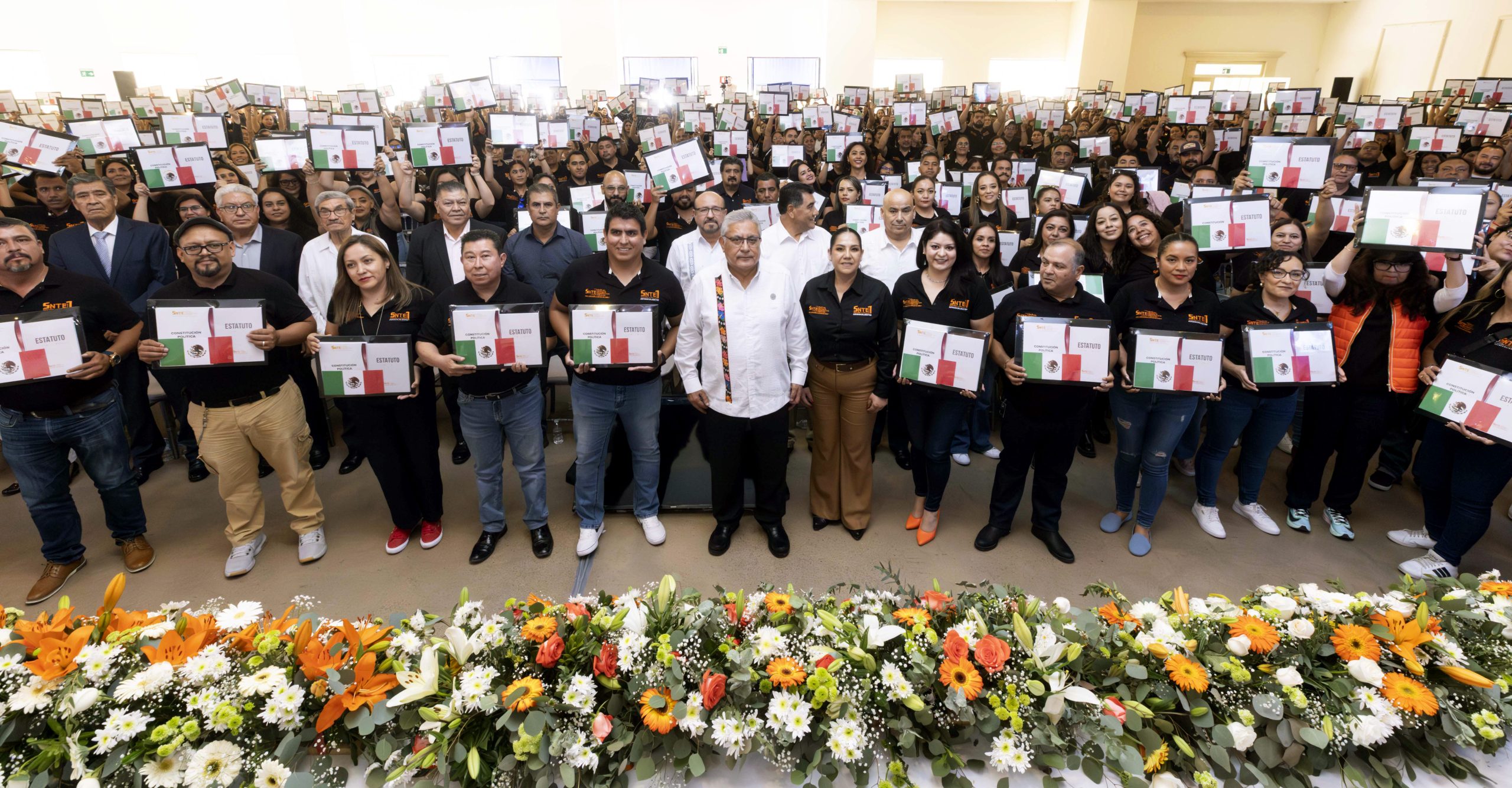 Comunicado 53. El SNTE impulsa a millones de estudiantes a fomentar la paz y a cuidar el planeta