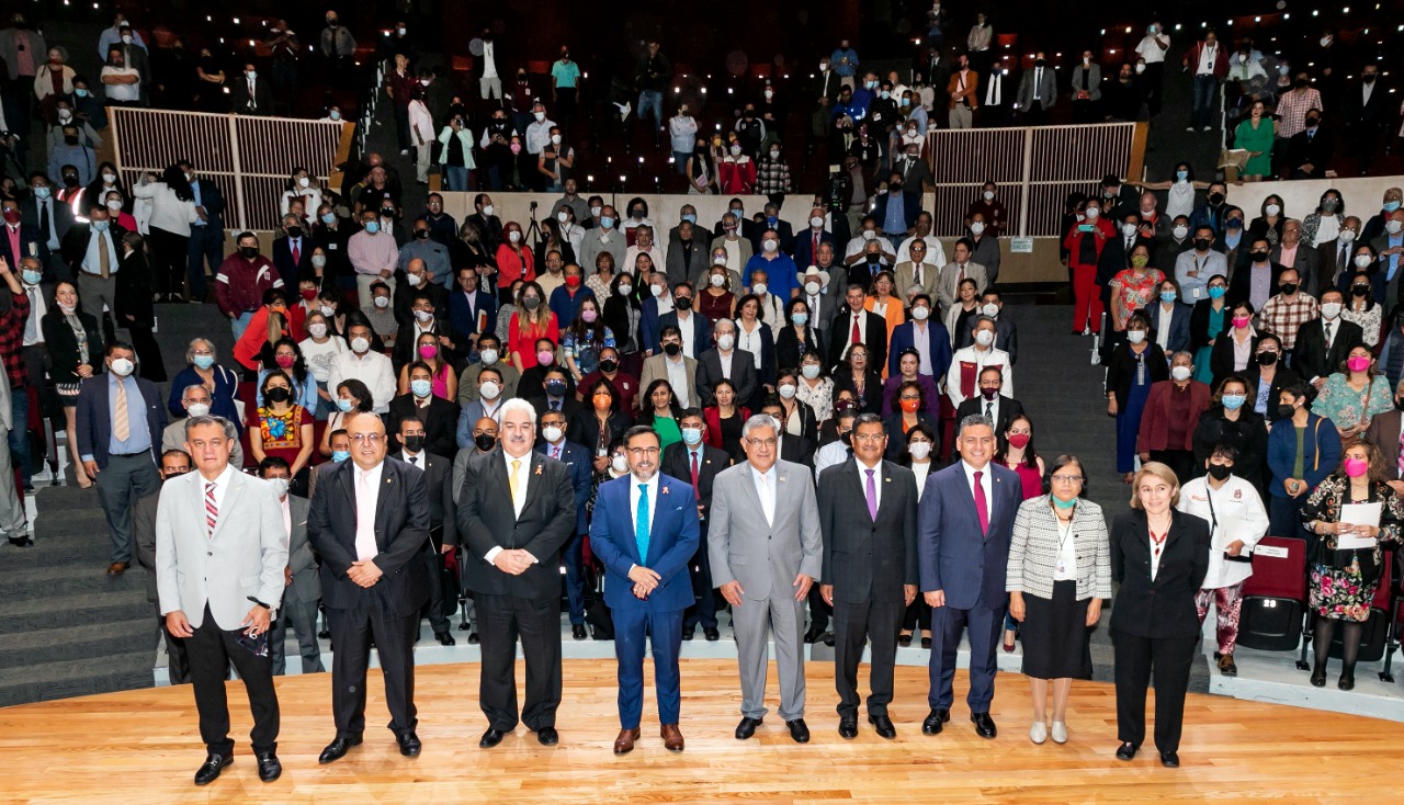 Pide el SNTE no mezclar política partidista con educación