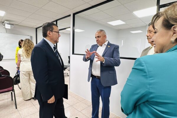 3844bc38-1717-4ef8-b81e-5014a052a493 3844bc38-1717-4ef8-b81e-5014a052a493