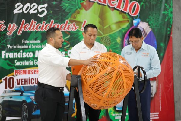 PHOTO-2025-12-04-18-06-05