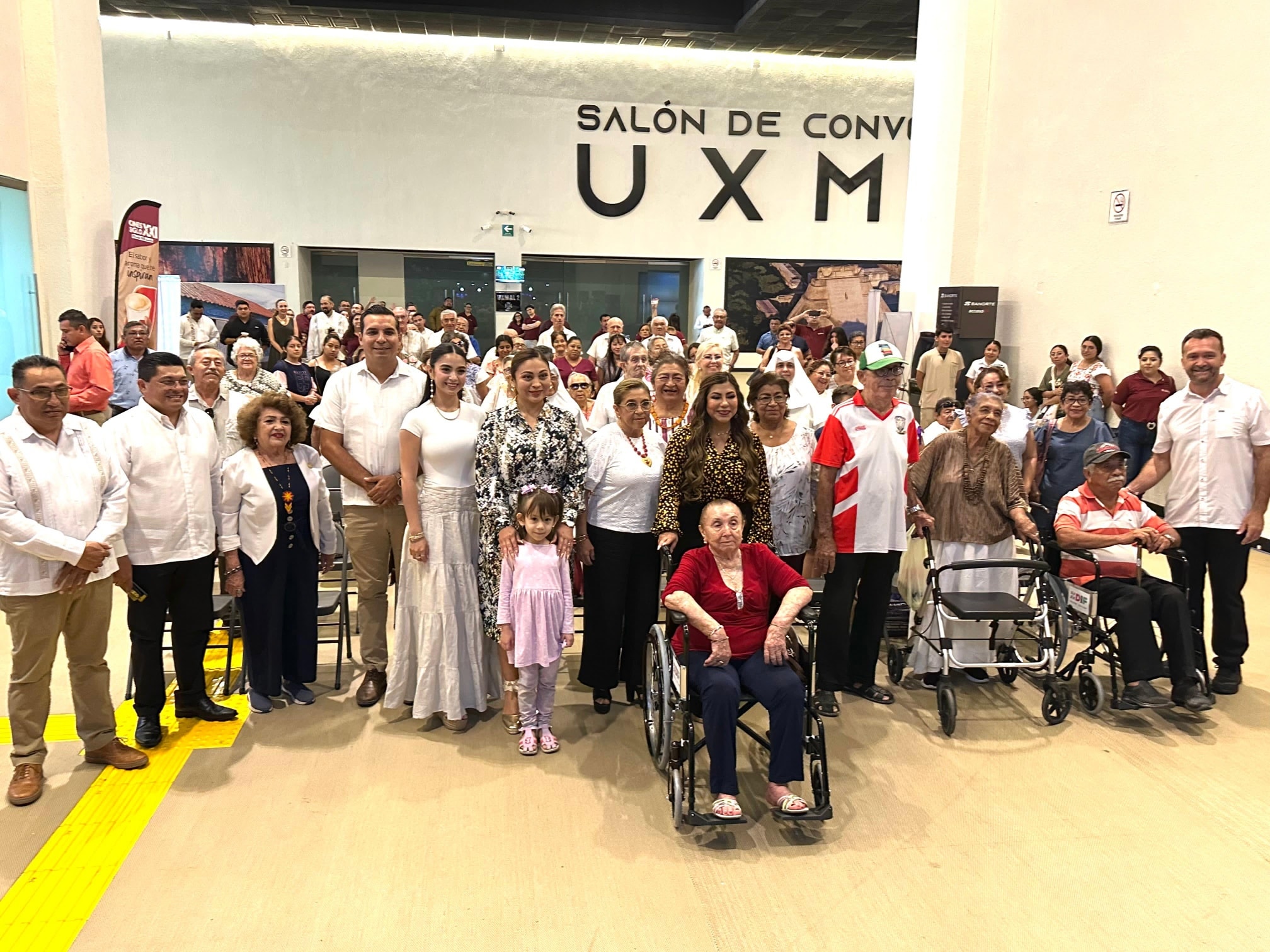 La Sección 33 celebra a los abuelos en su día