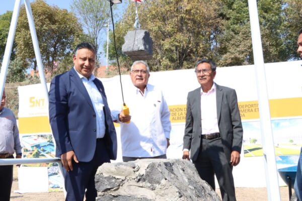 Boletu00edn. Primera piedra escuela de Nataciu00f3n SNTE51 (15)