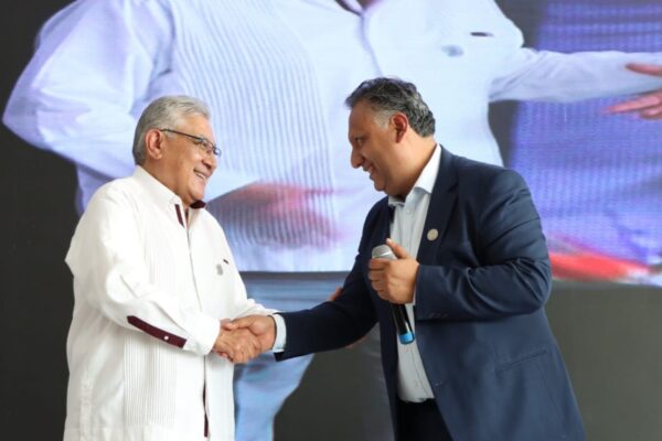 Boletu00edn. Primera piedra escuela de Nataciu00f3n SNTE51 (22)