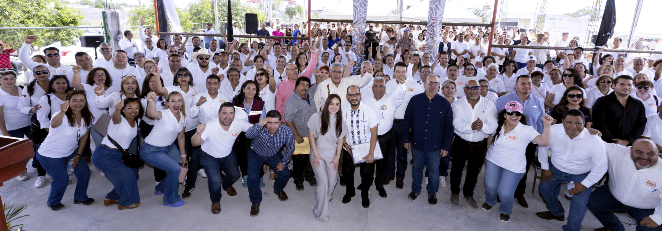 Con la gestión del SNTE se construye clínica del ISSSTE en Coahuila